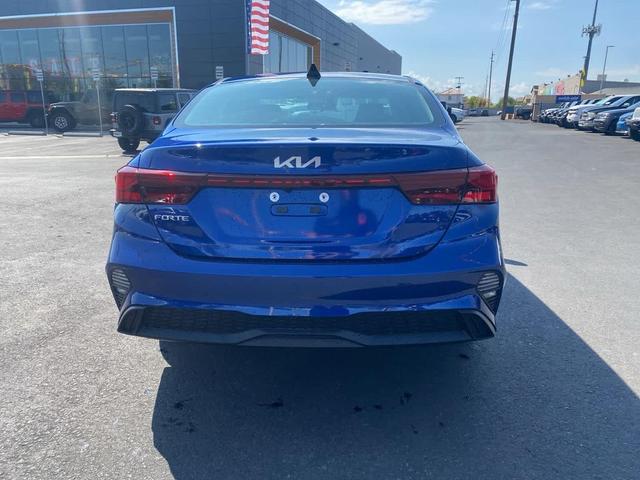 Photo of 2023 Deep Sea Blue Kia Forte