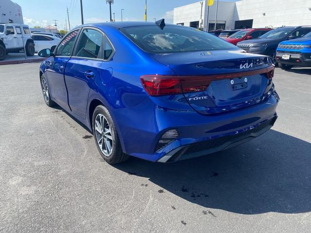 Photo of 2023 Deep Sea Blue Kia Forte