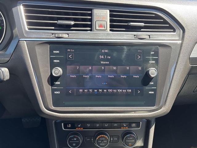 Photo of 2019 Platinum Gray Metallic Volkswagen Tiguan