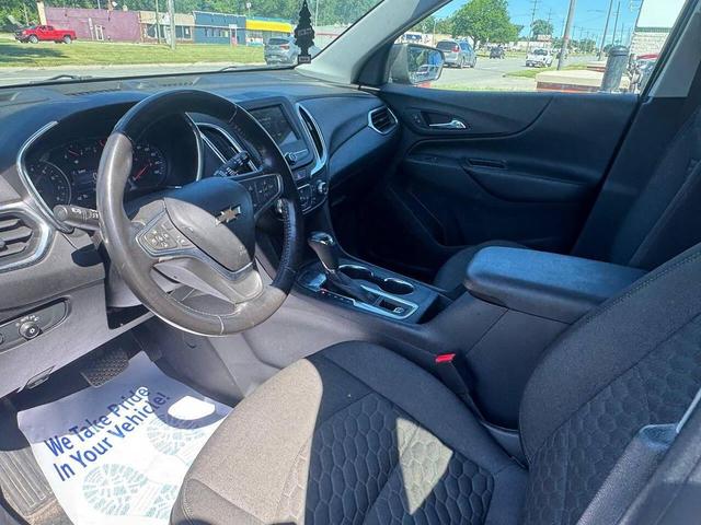 Photo of 2019 Nightfall Gray Metallic Chevrolet Equinox