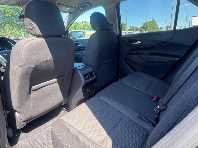 Photo of 2019 Nightfall Gray Metallic Chevrolet Equinox
