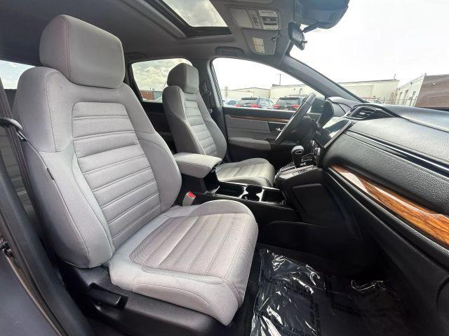 Photo of 2017 Gray Honda CR-V