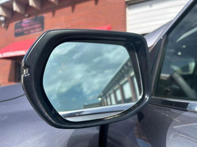 Photo of 2017 Gray Honda CR-V