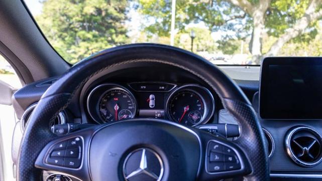 Photo of 2018 Citrus White Mercedes-Benz CLA 250