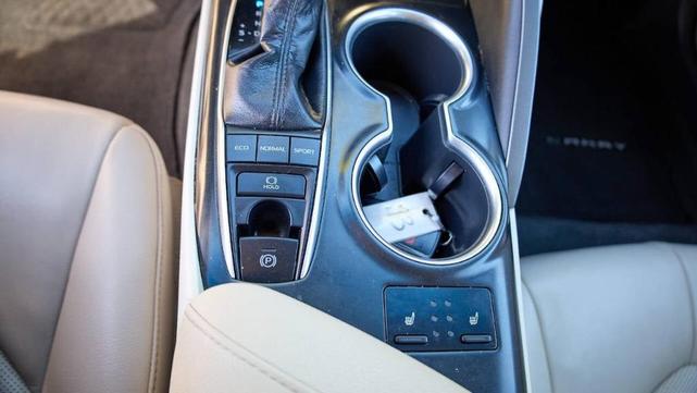 Photo of 2018 Brown / Stone Toyota Camry
