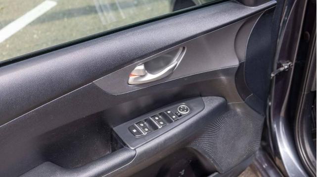 Photo of 2019 Gravity Gray Kia Forte