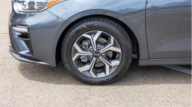 Photo of 2019 Gravity Gray Kia Forte
