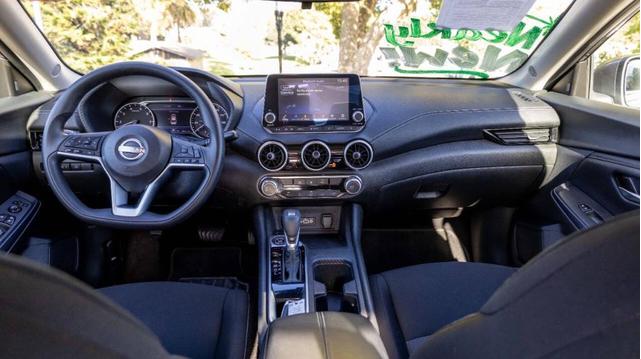 Photo of 2024 Gun Metallic Nissan Sentra
