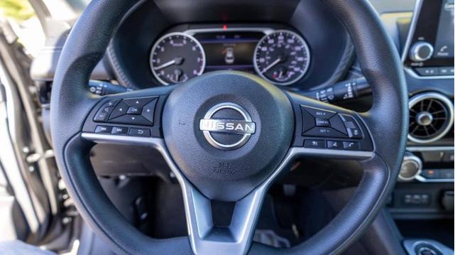 Photo of 2024 Gun Metallic Nissan Sentra