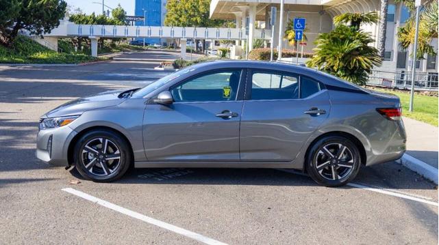 Photo of 2024 Gun Metallic Nissan Sentra