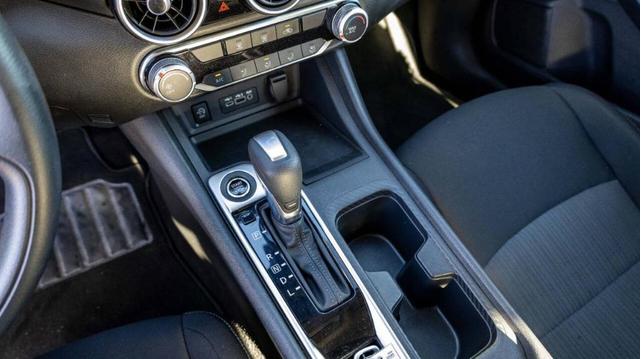 Photo of 2024 Gun Metallic Nissan Sentra