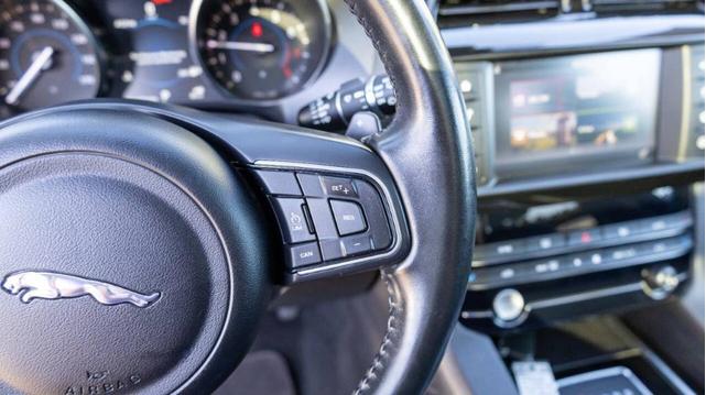 Photo of 2018 Yulong White Jaguar F-PACE