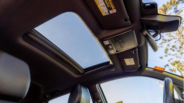 Photo of 2022 White Toyota Tacoma