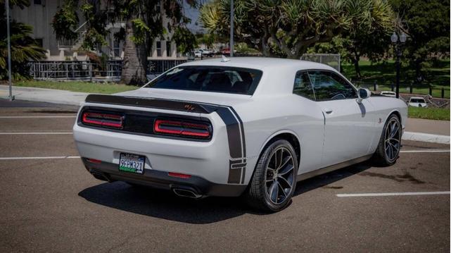 Photo of 2015 White Knuckle Dodge Challenger