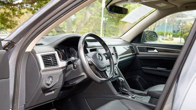 Photo of 2020 Platinum Gray Metallic Volkswagen Atlas