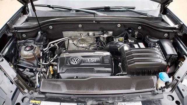 Photo of 2020 Platinum Gray Metallic Volkswagen Atlas