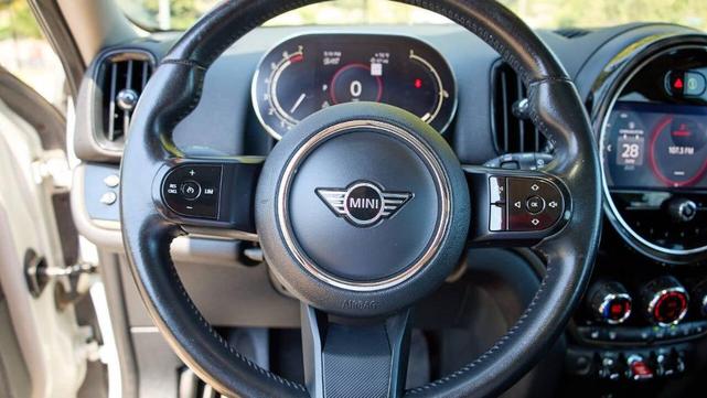 Photo of 2022 Moonwalk Gray Metallic MINI Countryman