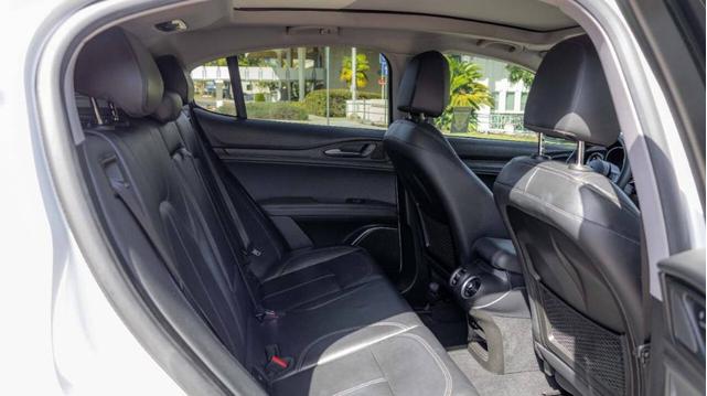 Photo of 2018 White Alfa Romeo Stelvio