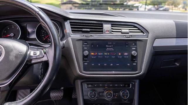 Photo of 2018 Silk Blue Metallic Volkswagen Tiguan