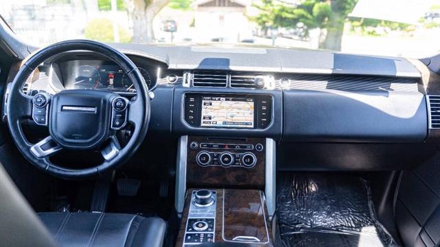 Photo of 2014 Causeway Gray Metallic Land Rover Range Rover
