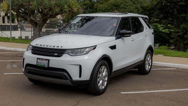 Photo of 2019 Fuji White Land Rover Discovery