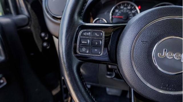 Photo of 2014 Black Clearcoat Jeep Wrangler Unlimited