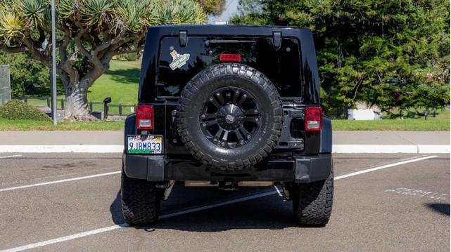 Photo of 2014 Black Clearcoat Jeep Wrangler Unlimited