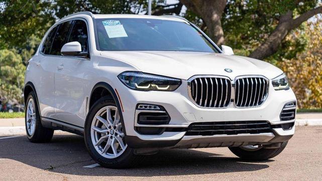 Photo of 2019 Alpine White BMW X5