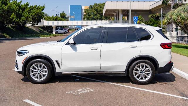 Photo of 2019 White BMW X5