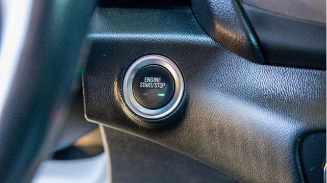Photo of 2022 White Frost Tri-Coat GMC Terrain