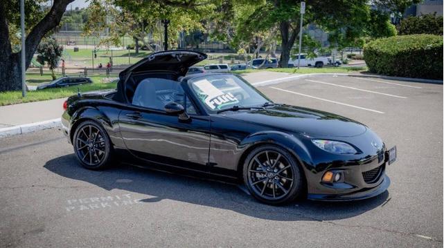 Photo of 2014 Brilliant Black Clearcoat Mazda MX-5 Miata