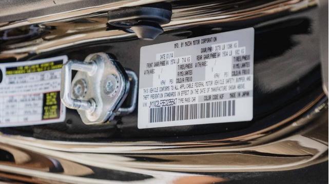 Photo of 2014 Brilliant Black Clearcoat Mazda MX-5 Miata