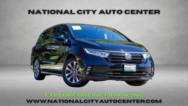 Photo of 2021 Crystal Black Pearl Honda Odyssey