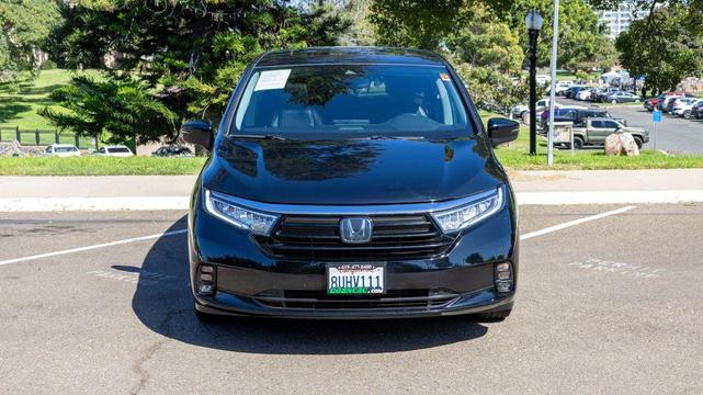 Photo of 2021 Crystal Black Pearl Honda Odyssey