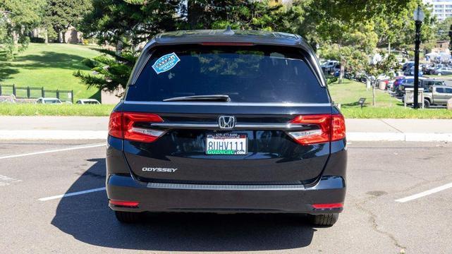 Photo of 2021 Crystal Black Pearl Honda Odyssey