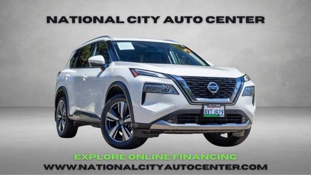 Photo of 2021 White Nissan Rogue