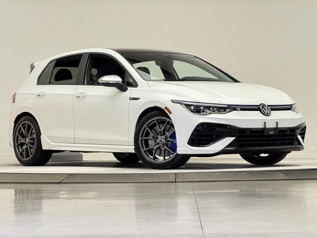 Photo of 2024  Volkswagen Golf R