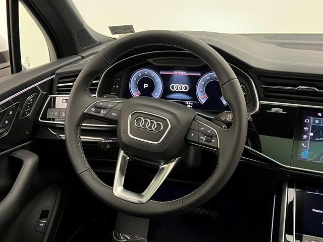 Photo of 2026 Glacier White Metallic Audi Q7