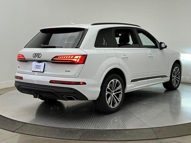 Photo of 2026 Glacier White Metallic Audi Q7