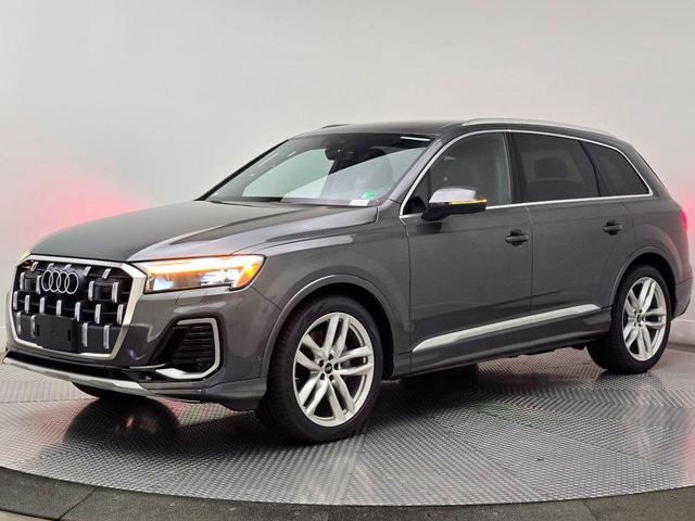 Photo of 2025 Samurai Gray Metallic Audi Q7