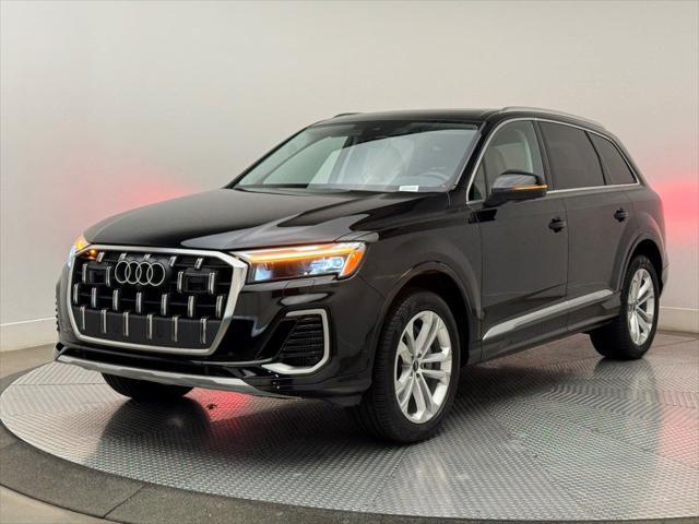 Photo of 2025 Mythos Black Metallic Audi Q7