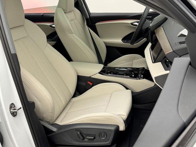 Photo of 2025 Glacier White Metallic Audi Q6 e-tron