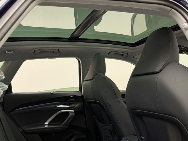 Photo of 2025 Navarra Blue Metallic Audi Q5