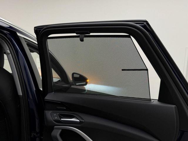 Photo of 2025 Navarra Blue Metallic Audi Q5