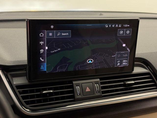 Photo of 2025 Glacier White Audi Q5