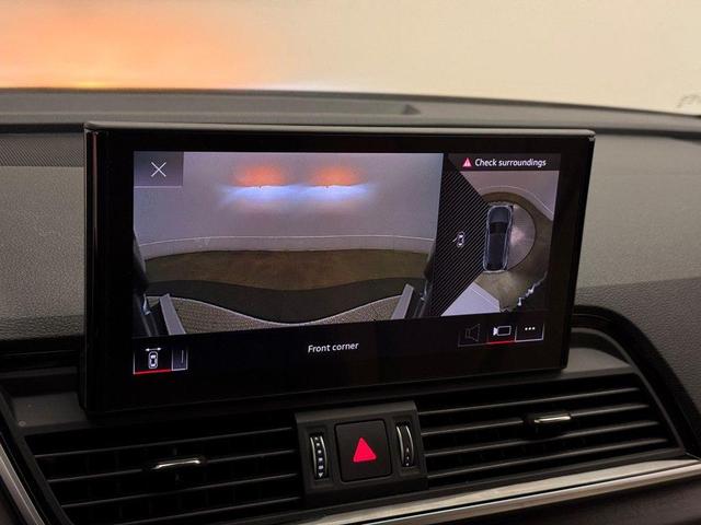 Photo of 2025 Glacier White Audi Q5