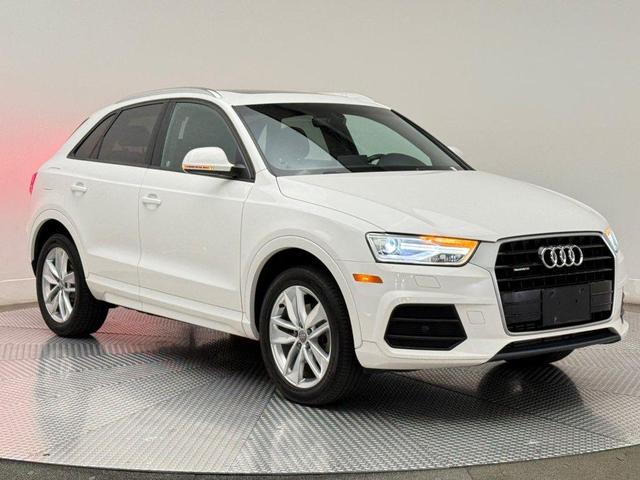 Photo of 2017 White Audi Q3