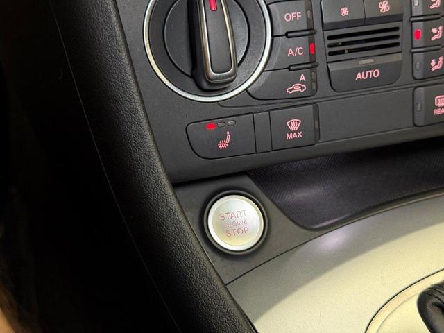 Photo of 2017 White Audi Q3