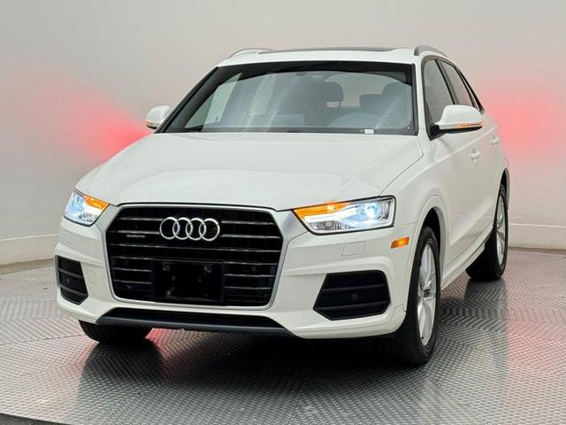 Photo of 2017 White Audi Q3