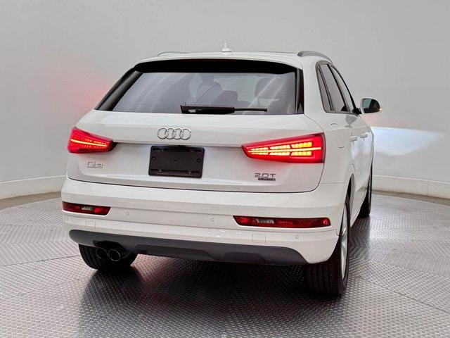 Photo of 2017 White Audi Q3